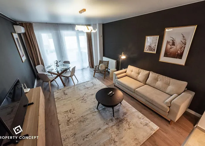 Near Unirii Square & Old Town Apartment