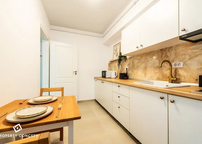 Near Unirii Square & Old Town Apartment Bucharest
