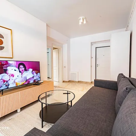 Apartment Near Unirii Square & Old Town Bucharest