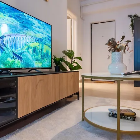 Apartment Near Unirii Square & Old Town Bucharest
