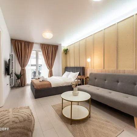 Near Unirii Square & Old Town * Βουκουρέστι