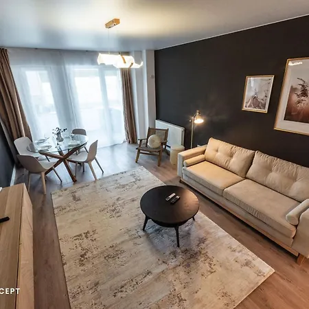 Near Unirii Square & Old Town Apartment