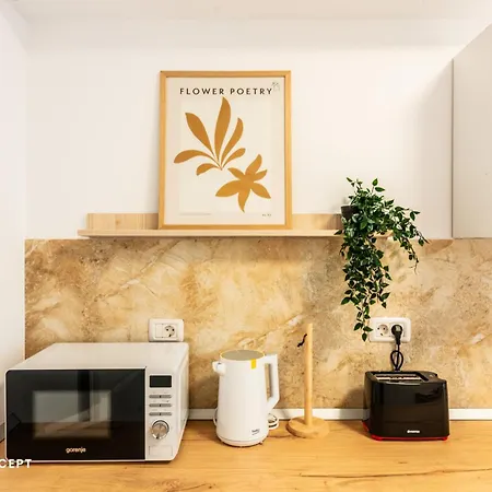 Near Unirii Square & Old Town Apartment *