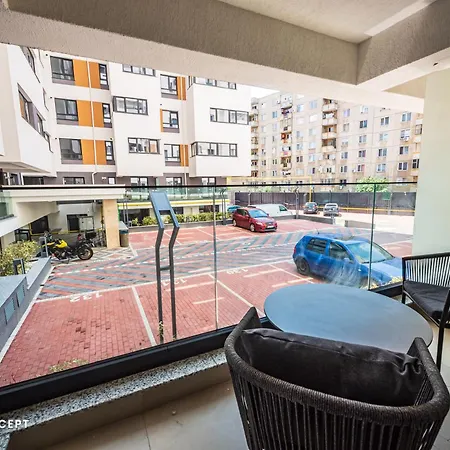 Near Unirii Square & Old Town * Βουκουρέστι