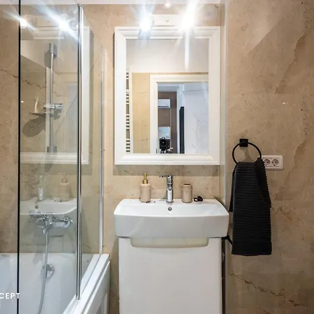 Near Unirii Square & Old Town Bucharest