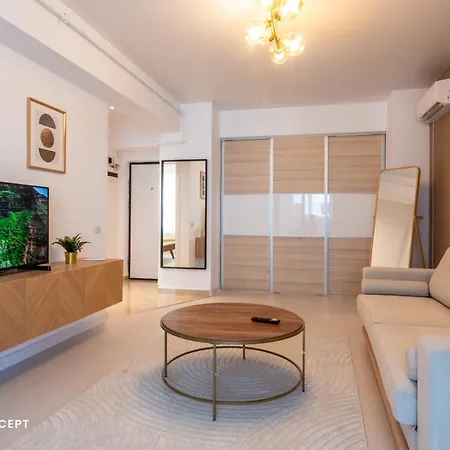 Near Unirii Square & Old Town Βουκουρέστι