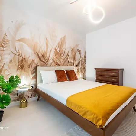 Near Unirii Square & Old Town * Bucharest