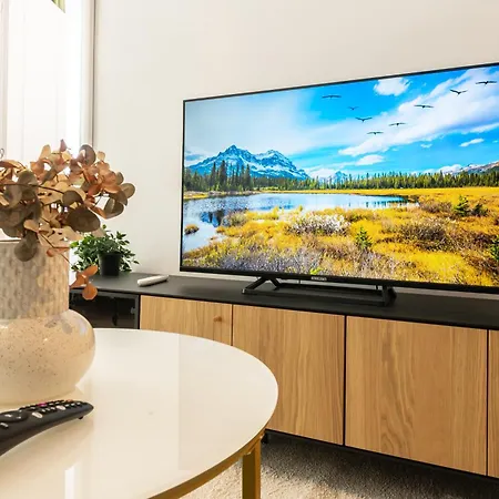 Near Unirii Square & Old Town Апартаменты