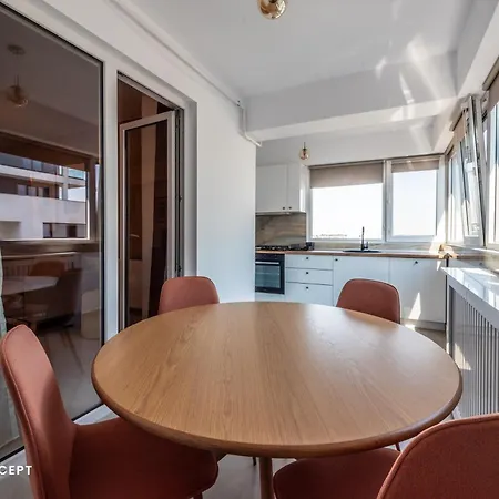 Near Unirii Square & Old Town Апартаменты