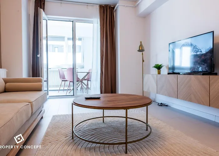 Near Unirii Square & Old Town 布加勒斯特