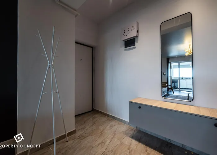 Near Unirii Square & Old Town בוקרשט