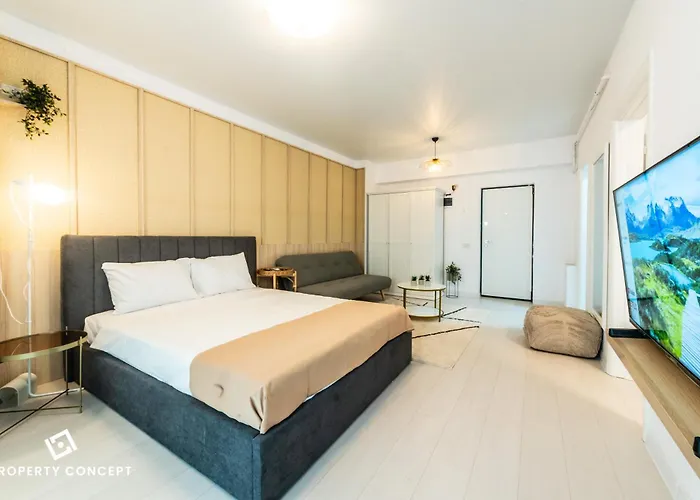 Near Unirii Square & Old Town *